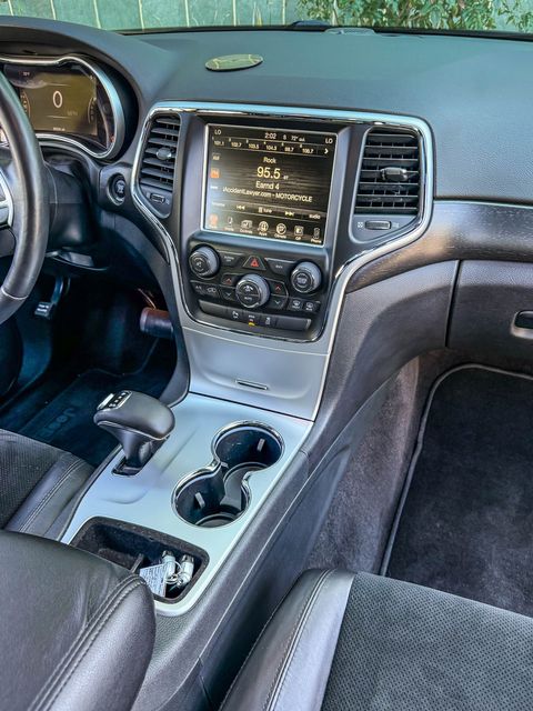 2015 Jeep Grand Cherokee Altitude | Agoura Hills, CA | SoCal Auto Group 2015 Jeep Grand Cherokee Altitude | Agoura Hills, CA | SoCal Auto Group