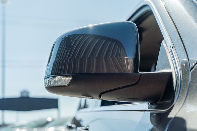 2015 Jeep Grand Cherokee Summit 4X4 / 5.7L HEMI V8 / LUXURY / LOADED | Dallas, TX | Rocky Mountain Truck Stop Dallas 2015 Jeep Grand Cherokee Summit 4X4 / 5.7L HEMI V8 / LUXURY / LOADED | Dallas, TX | Rocky Mountain Truck Stop Dallas