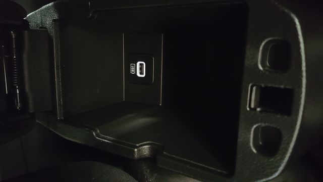 2015 Jeep Renegade Latitude | Carrollton, TX | Legend Motorcars of Carrollton