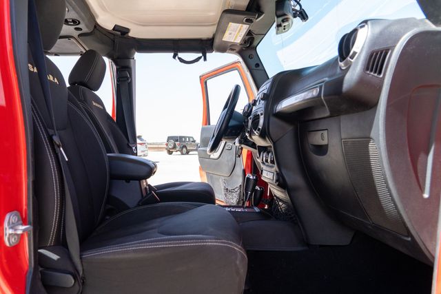 2015 Jeep Wrangler Unlimited Sahara | Lubbock, TX | Adelante Autos 2015 Jeep Wrangler Unlimited Sahara | Lubbock, TX | Adelante Autos