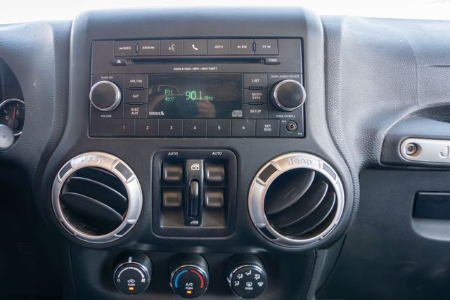 2015 Jeep Wrangler Unlimited Sahara | Lubbock, TX | Adelante Autos