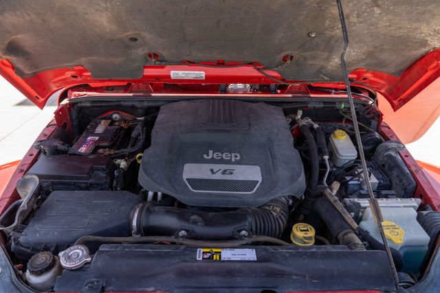 2015 Jeep Wrangler Unlimited Sahara | Lubbock, TX | Adelante Autos 2015 Jeep Wrangler Unlimited Sahara | Lubbock, TX | Adelante Autos