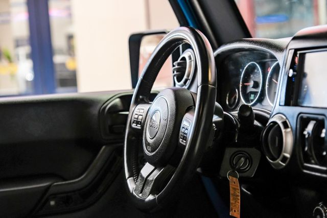 2015 Jeep Wrangler Unlimited Unlimited Sahara | Addison, TX | Mr Car Guys