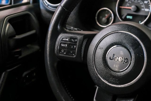 2015 Jeep Wrangler Unlimited Unlimited Sahara | Addison, TX | Mr Car Guys