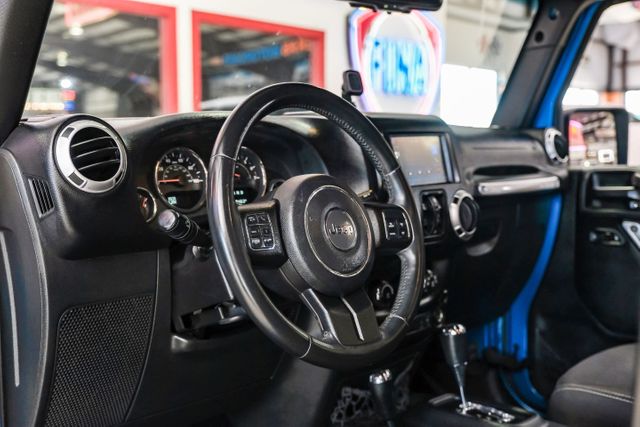 2015 Jeep Wrangler Unlimited Unlimited Sahara | Addison, TX | Mr Car Guys