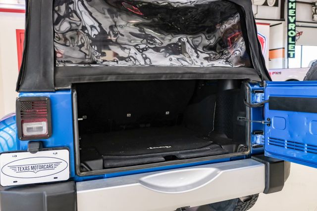 2015 Jeep Wrangler Unlimited Unlimited Sahara | Addison, TX | Mr Car Guys