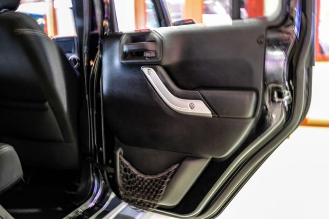 2015 Jeep Wrangler Unlimited Sahara | Addison, TX | Mr Car Guys 2015 Jeep Wrangler Unlimited Sahara | Addison, TX | Mr Car Guys