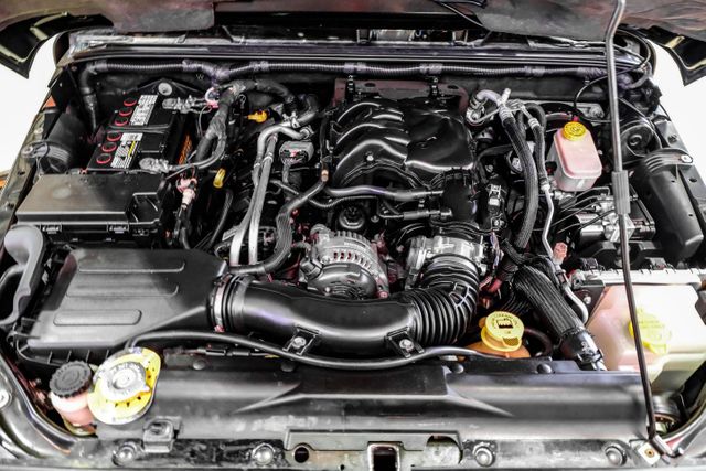 2015 Jeep Wrangler Unlimited Sahara | Addison, TX | Mr Car Guys 2015 Jeep Wrangler Unlimited Sahara | Addison, TX | Mr Car Guys