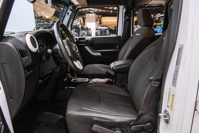 2015 Jeep Wrangler Unlimited Rubicon 4X4, AUTO, LIFTED, HARDTOP, 26K | Carrollton, TX | Texas Vehicle Exchange 2015 Jeep Wrangler Unlimited Rubicon 4X4, AUTO, LIFTED, HARDTOP, 26K | Carrollton, TX | Texas Vehicle Exchange