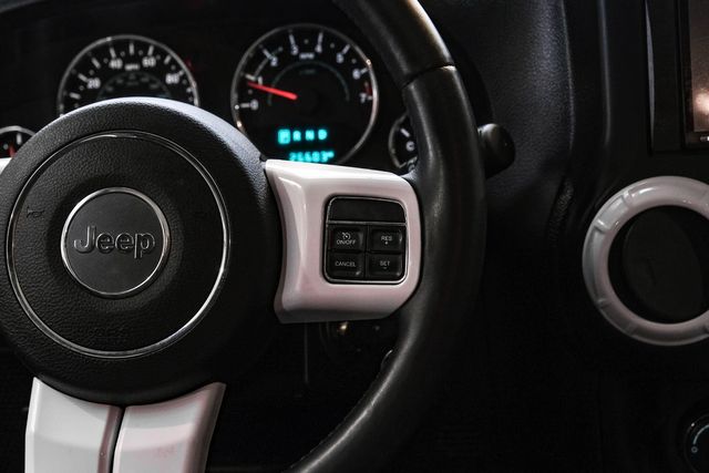 2015 Jeep Wrangler Unlimited Rubicon 4X4, AUTO, LIFTED, HARDTOP, 26K | Carrollton, TX | Texas Vehicle Exchange 2015 Jeep Wrangler Unlimited Rubicon 4X4, AUTO, LIFTED, HARDTOP, 26K | Carrollton, TX | Texas Vehicle Exchange