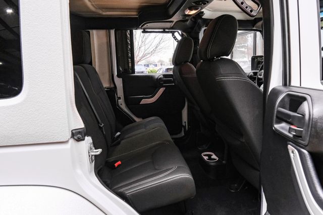 2015 Jeep Wrangler Unlimited Rubicon 4X4, AUTO, LIFTED, HARDTOP, 26K | Carrollton, TX | Texas Vehicle Exchange 2015 Jeep Wrangler Unlimited Rubicon 4X4, AUTO, LIFTED, HARDTOP, 26K | Carrollton, TX | Texas Vehicle Exchange