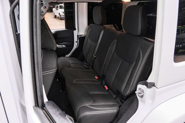 2015 Jeep Wrangler Unlimited Rubicon 4X4, AUTO, LIFTED, HARDTOP, 26K | Carrollton, TX | Texas Vehicle Exchange