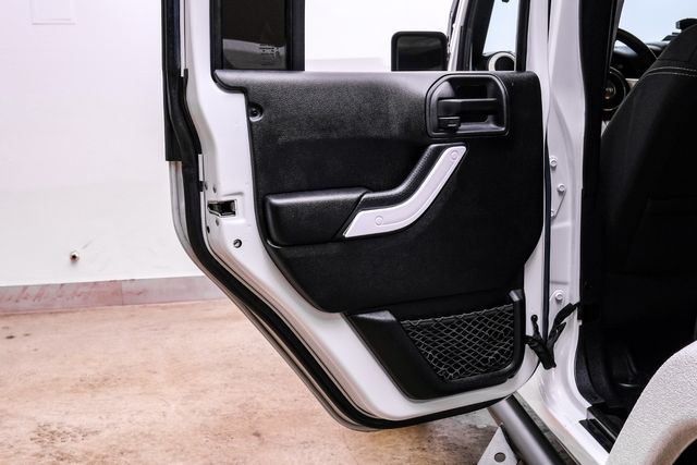 2015 Jeep Wrangler Unlimited Rubicon 4X4, AUTO, LIFTED, HARDTOP, 26K | Carrollton, TX | Texas Vehicle Exchange 2015 Jeep Wrangler Unlimited Rubicon 4X4, AUTO, LIFTED, HARDTOP, 26K | Carrollton, TX | Texas Vehicle Exchange