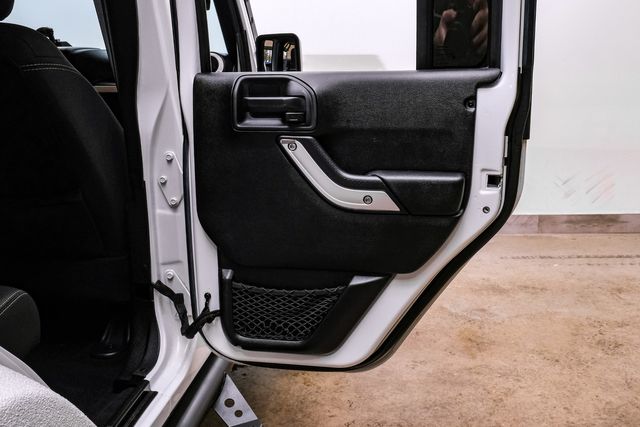 2015 Jeep Wrangler Unlimited Rubicon 4X4, AUTO, LIFTED, HARDTOP, 26K | Carrollton, TX | Texas Vehicle Exchange 2015 Jeep Wrangler Unlimited Rubicon 4X4, AUTO, LIFTED, HARDTOP, 26K | Carrollton, TX | Texas Vehicle Exchange