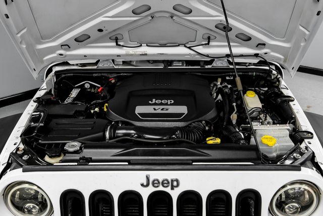 2015 Jeep Wrangler Unlimited Sport 2Owner CustomLift,Wheels&amp;Bumbers-Boards | Dallas, TX | Stevens Motor Company LLC