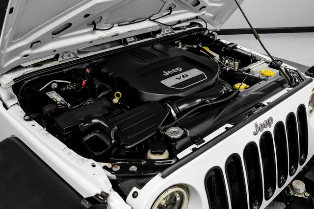 2015 Jeep Wrangler Unlimited Sport 2Owner CustomLift,Wheels&amp;Bumbers-Boards | Dallas, TX | Stevens Motor Company LLC