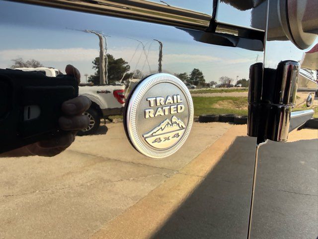 2015 Jeep Wrangler Unlimited Sport | Gifford, IL | Trav's Automotive 2015 Jeep Wrangler Unlimited Sport | Gifford, IL | Trav's Automotive