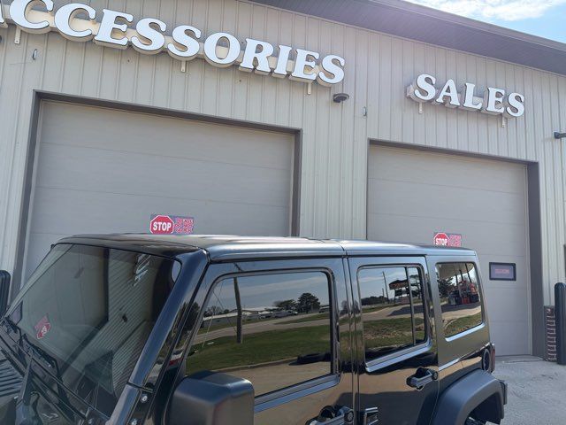 2015 Jeep Wrangler Unlimited Sport | Gifford, IL | Trav's Automotive 2015 Jeep Wrangler Unlimited Sport | Gifford, IL | Trav's Automotive