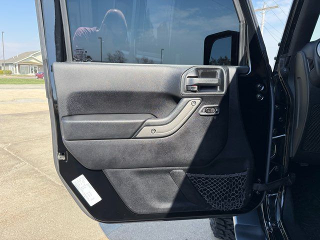 2015 Jeep Wrangler Unlimited Sport | Gifford, IL | Trav's Automotive 2015 Jeep Wrangler Unlimited Sport | Gifford, IL | Trav's Automotive