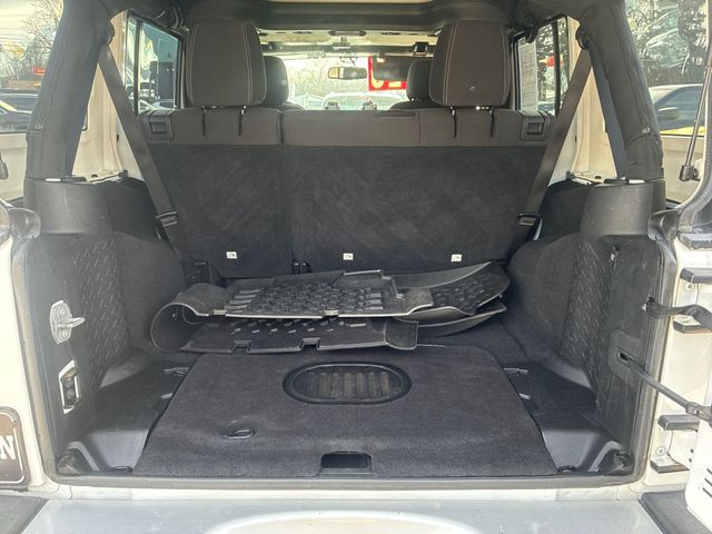 2015 Jeep Wrangler Unlimited Sahara 4X4 | Ontario, OH | New Haven Auto Sales 2015 Jeep Wrangler Unlimited Sahara 4X4 | Ontario, OH | New Haven Auto Sales