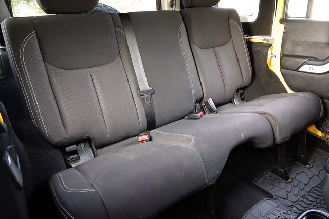 2015 Jeep Wrangler Unlimited Rubicon | Plano, TX | Schneck Motor Company 2015 Jeep Wrangler Unlimited Rubicon | Plano, TX | Schneck Motor Company