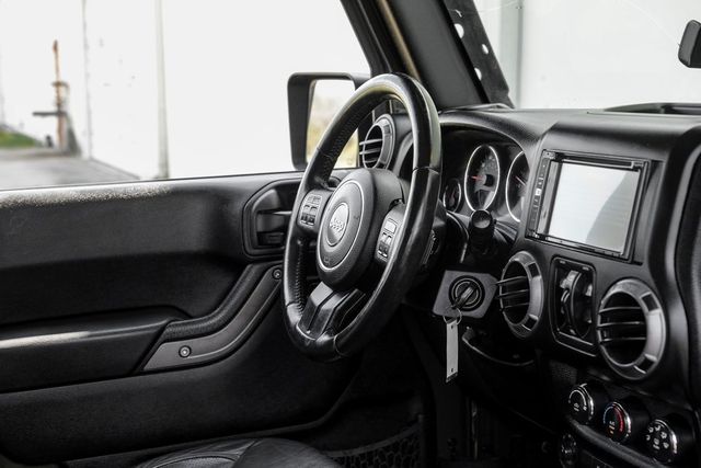 2015 Jeep Wrangler Unlimited Sport Connectivity Group Freedom Top 3PC Hardtop 2015 Jeep Wrangler Unlimited Sport Connectivity Group Freedom Top 3PC Hardtop