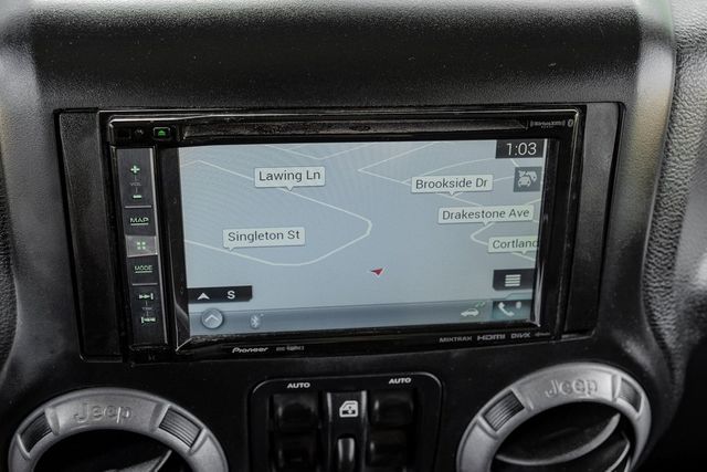 2015 Jeep Wrangler Unlimited Sport Connectivity Group Freedom Top 3PC Hardtop 2015 Jeep Wrangler Unlimited Sport Connectivity Group Freedom Top 3PC Hardtop