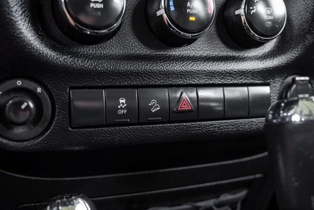 2015 Jeep Wrangler Unlimited Sport Connectivity Group Freedom Top 3PC Hardtop