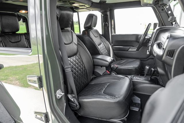 2015 Jeep Wrangler Unlimited Sport Connectivity Group Freedom Top 3PC Hardtop 2015 Jeep Wrangler Unlimited Sport Connectivity Group Freedom Top 3PC Hardtop