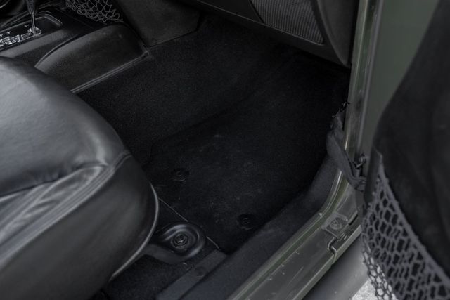 2015 Jeep Wrangler Unlimited Sport Connectivity Group Freedom Top 3PC Hardtop 2015 Jeep Wrangler Unlimited Sport Connectivity Group Freedom Top 3PC Hardtop