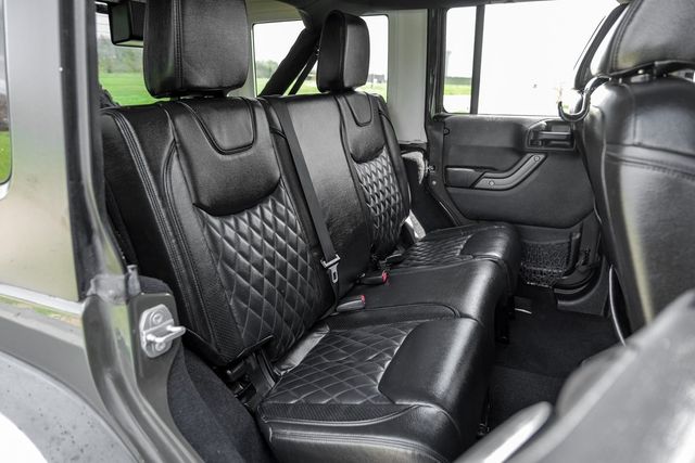 2015 Jeep Wrangler Unlimited Sport Connectivity Group Freedom Top 3PC Hardtop 2015 Jeep Wrangler Unlimited Sport Connectivity Group Freedom Top 3PC Hardtop