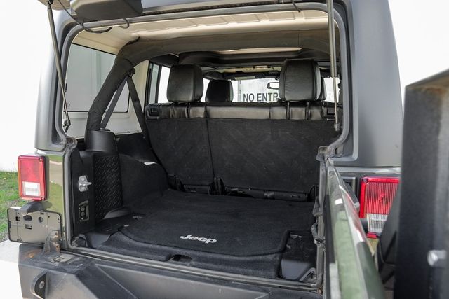 2015 Jeep Wrangler Unlimited Sport Connectivity Group Freedom Top 3PC Hardtop 2015 Jeep Wrangler Unlimited Sport Connectivity Group Freedom Top 3PC Hardtop