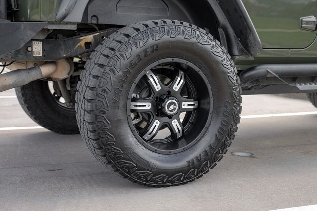 2015 Jeep Wrangler Unlimited Sport Connectivity Group Freedom Top 3PC Hardtop 2015 Jeep Wrangler Unlimited Sport Connectivity Group Freedom Top 3PC Hardtop