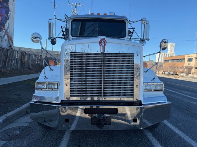 2015 Kenworth T800  Factory Rolloff Truck 