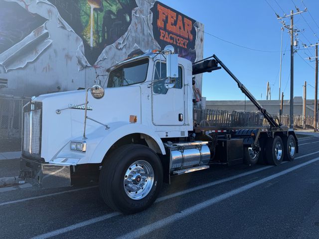 2015 Kenworth T800  Factory Rolloff Truck 