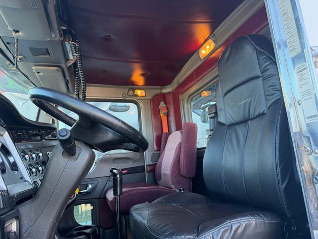 2015 Kenworth T800  Factory Rolloff Truck 