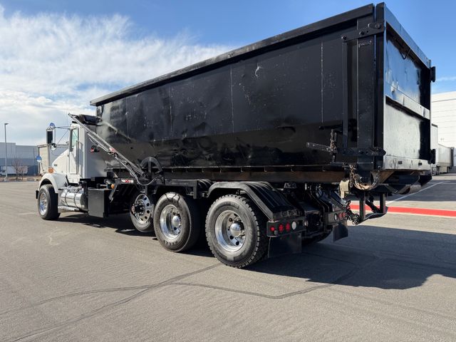 2015 Kenworth T800 Roll Off Truck