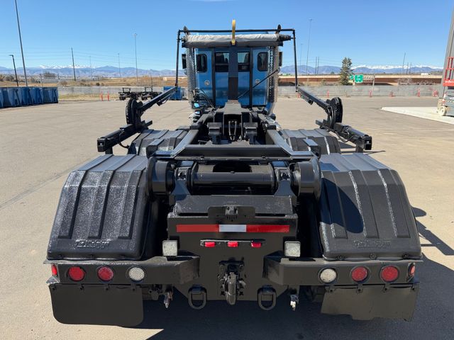 2015 Kenworth T800 Hooklift Truck 