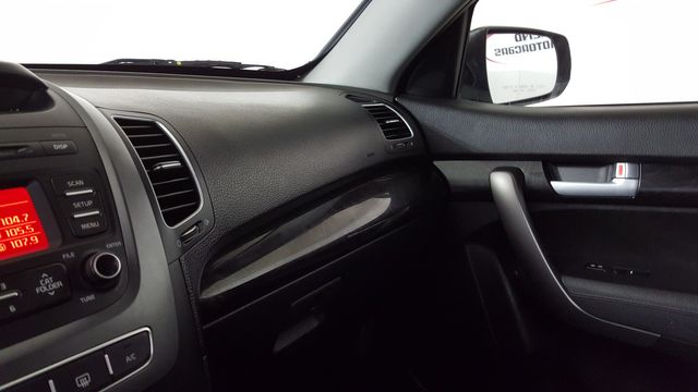 2015 Kia Sorento LX | Carrollton, TX | Legend Motorcars of Carrollton 2015 Kia Sorento LX | Carrollton, TX | Legend Motorcars of Carrollton