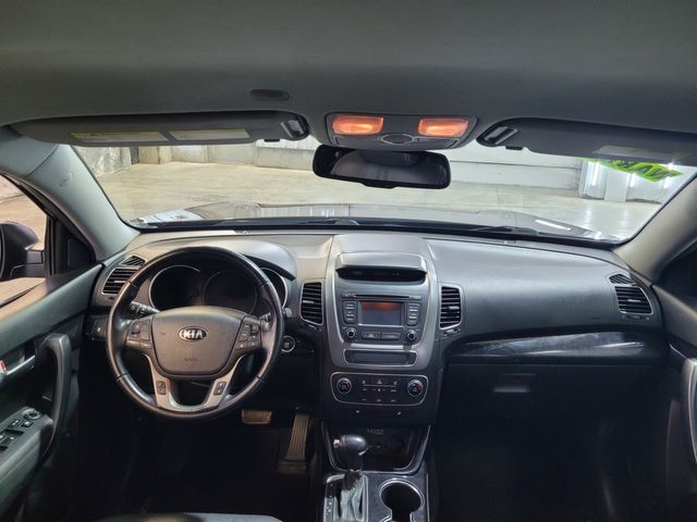 2015 Kia Sorento EX   Financing  -  Financing - No Dealer Fees | Dickinson, ND | Autorama Auto Sales and Rentals