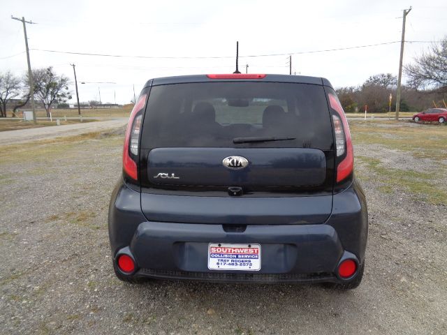 2015 Kia Soul + | Arlington, TX | Tray Rogers dba Southwest Collision Center 2015 Kia Soul + | Arlington, TX | Tray Rogers dba Southwest Collision Center