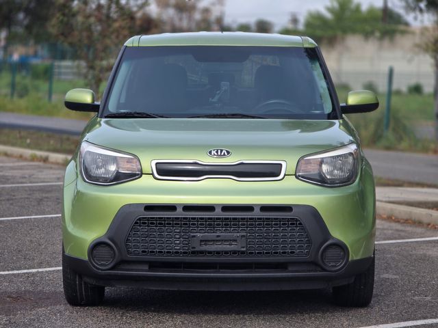2015 Kia Soul + 2015 Kia Soul +