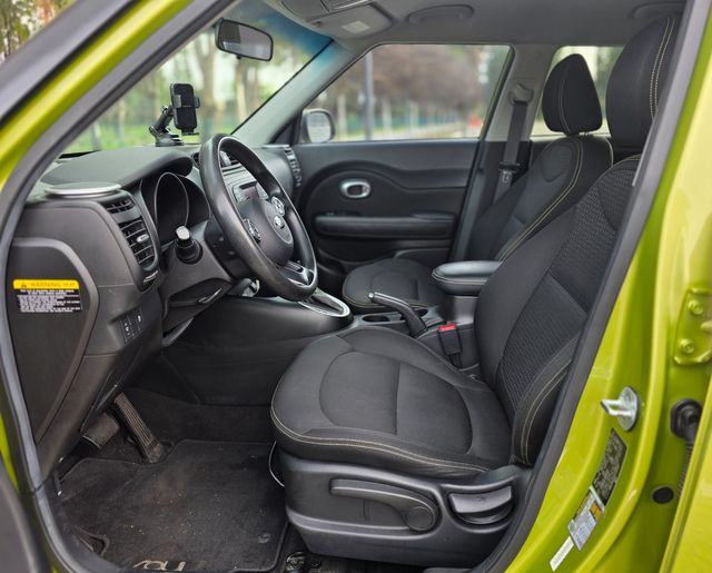 2015 Kia Soul + | Reseda, CA | Angeles Auto Alliance 2015 Kia Soul + | Reseda, CA | Angeles Auto Alliance