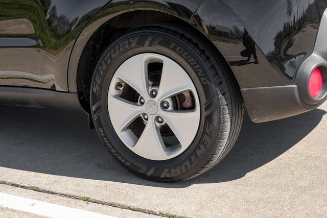 2015 Kia Soul Bluetooth Cruise Power Windows/Locks USB XM 1Owner 2015 Kia Soul Bluetooth Cruise Power Windows/Locks USB XM 1Owner