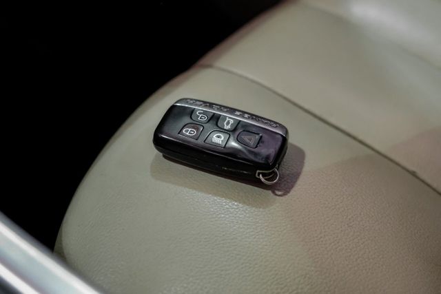 2015 Land Rover Range Rover Evoque Pure Plus | Addison, TX | Mr Car Guys