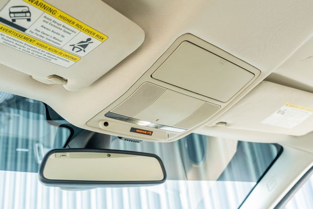 2015 Land Rover Range Rover Evoque Pure AWD / LOADED / LOW MILES VERY WELL MAINTAINED | Austin, TX | Rocky Mountain Truck Stop Austin 2015 Land Rover Range Rover Evoque Pure AWD / LOADED / LOW MILES VERY WELL MAINTAINED | Austin, TX | Rocky Mountain Truck Stop Austin