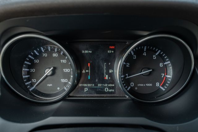 2015 Land Rover Range Rover Evoque Pure AWD / LOADED / LOW MILES VERY WELL MAINTAINED | Austin, TX | Rocky Mountain Truck Stop Austin 2015 Land Rover Range Rover Evoque Pure AWD / LOADED / LOW MILES VERY WELL MAINTAINED | Austin, TX | Rocky Mountain Truck Stop Austin