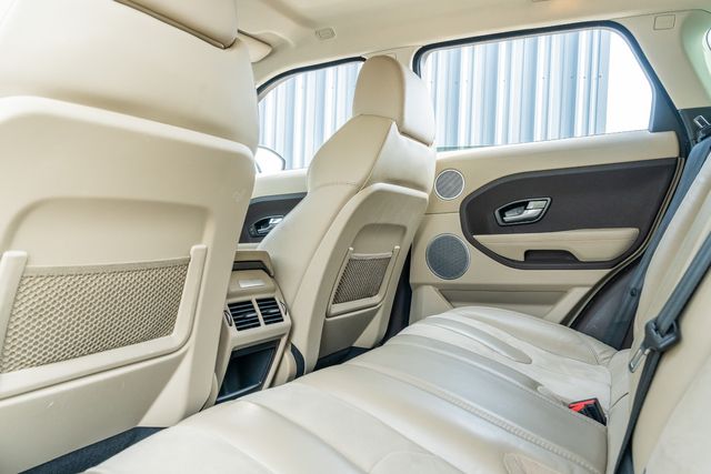 2015 Land Rover Range Rover Evoque Pure AWD / LOADED / LOW MILES VERY WELL MAINTAINED | Austin, TX | Rocky Mountain Truck Stop Austin 2015 Land Rover Range Rover Evoque Pure AWD / LOADED / LOW MILES VERY WELL MAINTAINED | Austin, TX | Rocky Mountain Truck Stop Austin