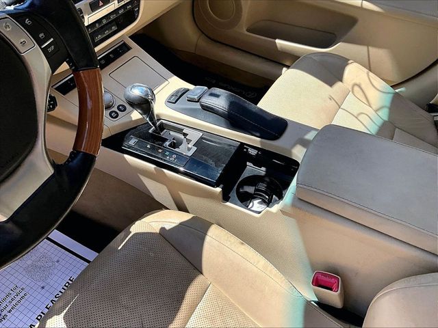 2015 Lexus ES 300h