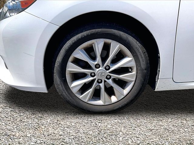 2015 Lexus ES 300h